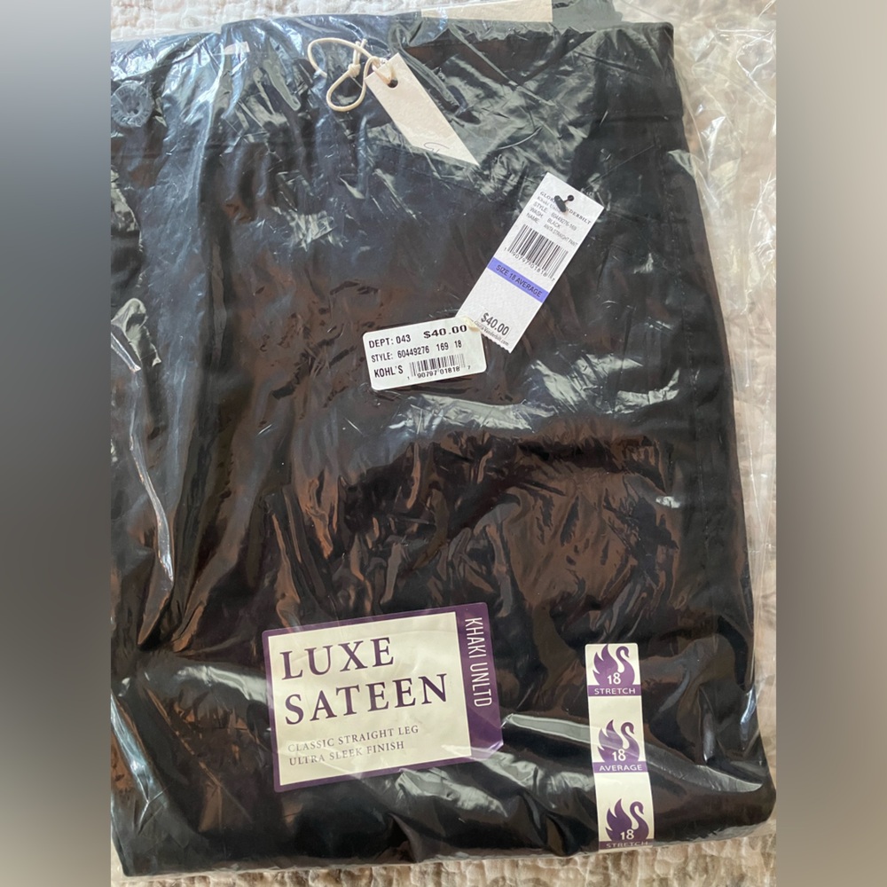 Gloria Vanderbilt Straight Leg Khaki Size 18 black